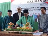 Kelas Karyawan UNU Kaltim Samarinda Nomor Foto Home 3